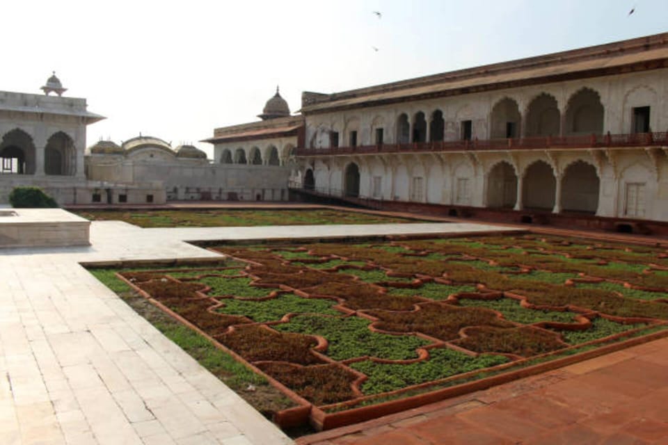Agra fort, Baby Taj & Mehtab Bagh Express Ticket With Option - Mehtab Bagh: planning for views and a calmer pace