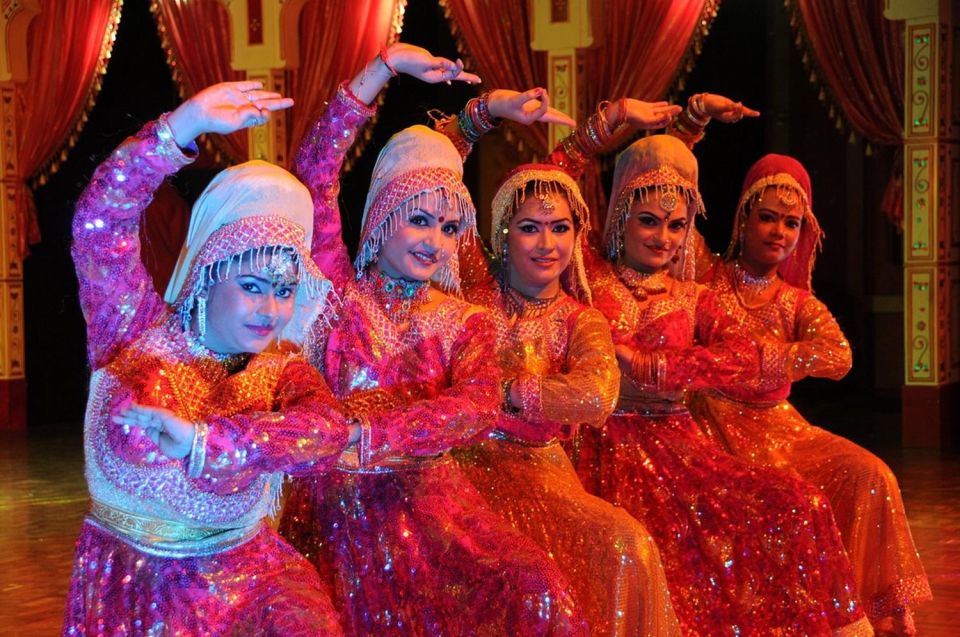 Agra: Mohabbat the Taj show tickets and agra transfers - Should You Book? A Clear Decision Guide