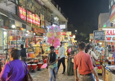 Agra: Sadar Bazar Food Market Night Walking Tour by Tuk-Tuk - Getting there: hotel pickup and tuk-tuk lane-hopping