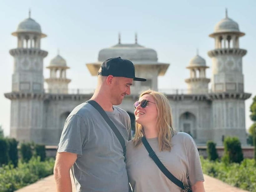 Agra: Skip-the-Line Taj Mahal & Agra Fort Private Tour - Key things that make this tour worth your time