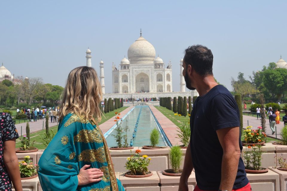 Agra: Skip-the-Line Taj Mahal & Agra Fort Private Tour - Agra Fort: Mughal power you can walk