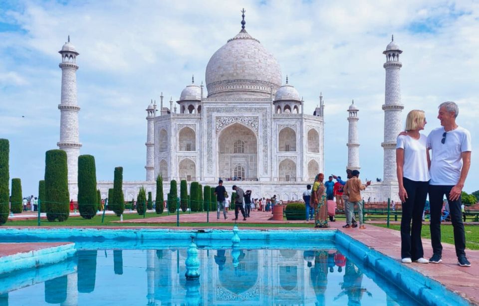 Agra: Taj Mahal and Mausoleum Tour with Skip-the-Line Entry - Shopping stops and how to keep them from taking over