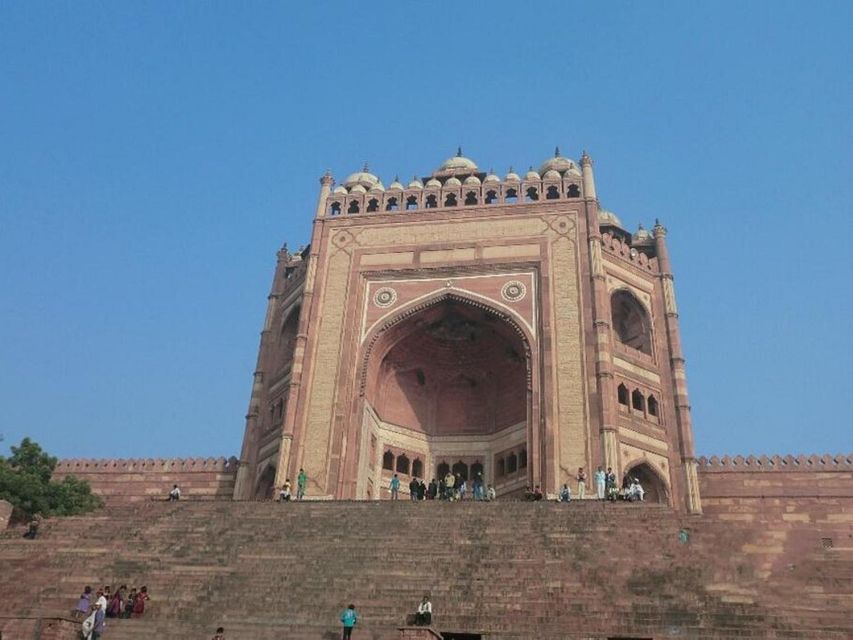 Agra to/from Jaipur with Chandboari Stepwell & Sikri Visits - Chand Baori Stepwell in 45 Minutes: Short Time, Big Payoff