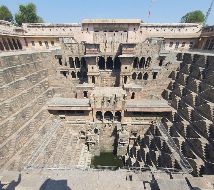 Agra to/from Jaipur with Chandboari Stepwell & Sikri Visits - What the Skip-the-Line Tickets and English Guides Really Mean for You