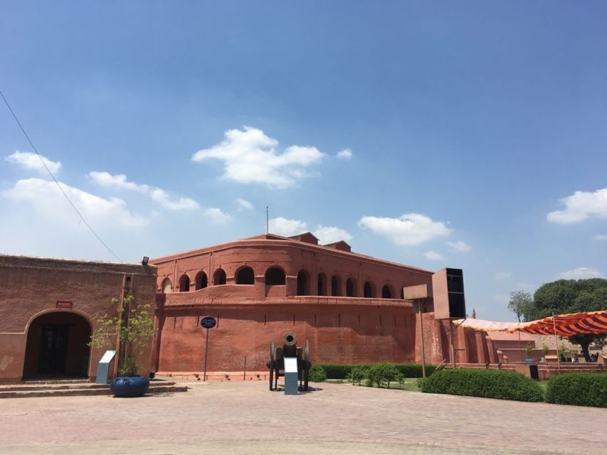 Amritsar: Small Group Sightseeing Tour with Wagah Border - Partition Museum: photos, video, and paintings that don’t let you look away
