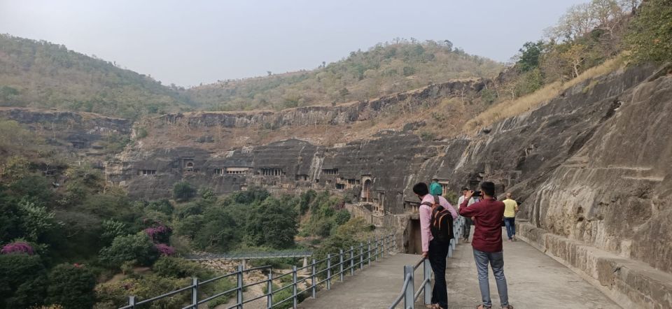 Aurangabad to Ajanta and Ellora: 2-Day All-Inclusive Tour - Starting Point: Pickup in Aurangabad and How Private Touring Works