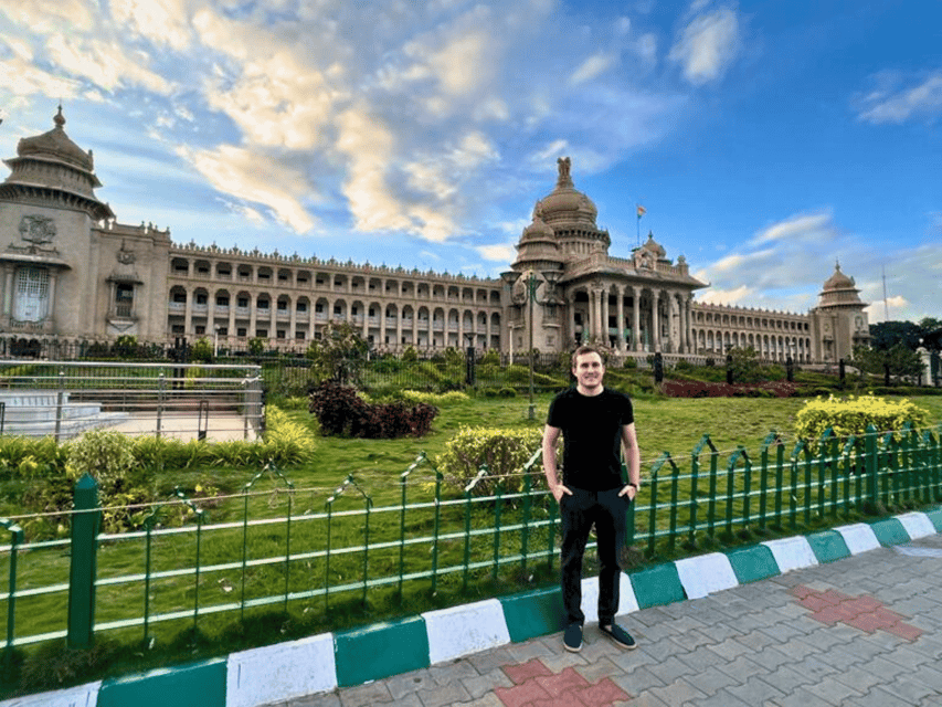 Best of Bangalore in a Tuk Tuk - Private Tour for 3 Hours - Old City Views and Gandhi Bazaar: Kempegowda’s Story in Motion