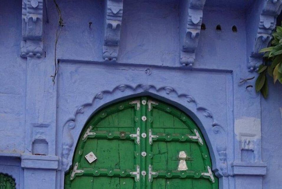 Blue City Heritage Walking Tour With Pick Up & Drop Off - Small practical tips to get better photos and a calmer walk
