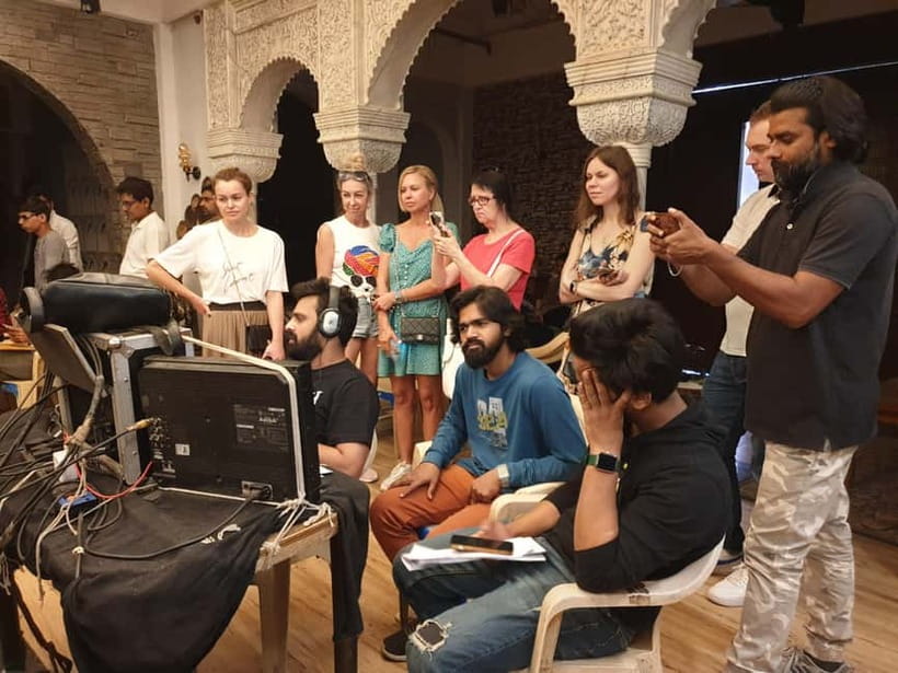Bollywood Sightseeing and Celebrity Home Tour by Private Car - A Note on Duration: Why It Can Be 3 to 9 Hours