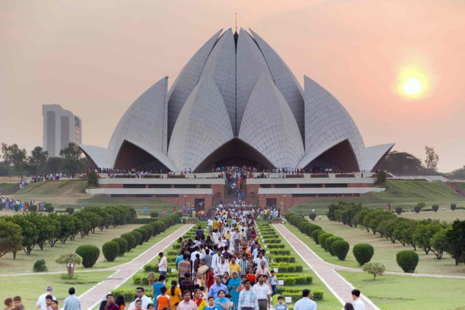 Delhi: Airport to Airport Guided Layover City Tour - Duration and pacing: how to make 5 to 8 hours work