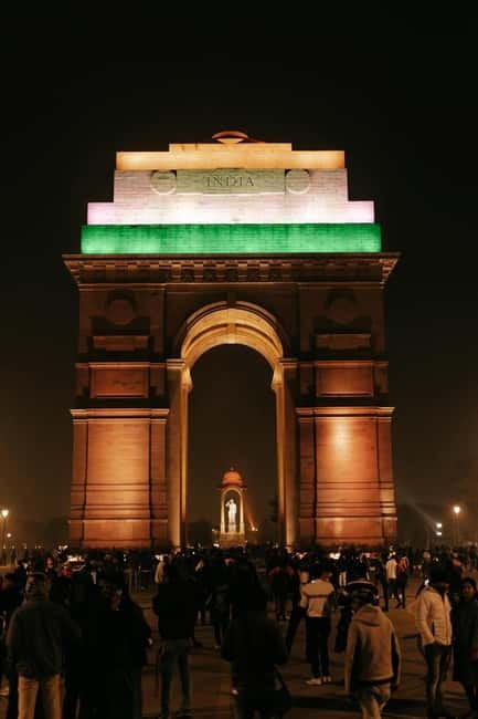 Delhi: Akshardham Temple, India Gate & Safdarjung Night Tour - Sahaj Anand Water Show: when the story turns into light