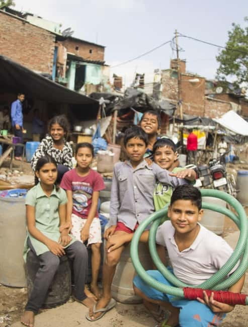 Delhi: Ethical Sanjay Colony Slum Tour - The view point and the Reality Tours & Travel stop: connecting dots
