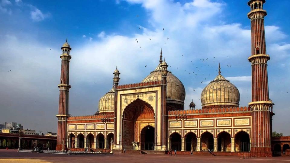 Delhi: Old and New Delhi One Day Tour - Old Delhi start: Red Fort outside view, then Jama Masjid and Chandni Chowk