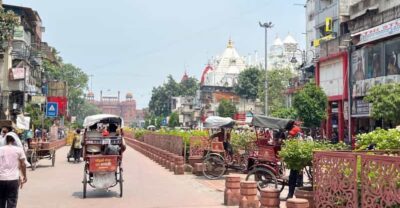 Delhi: Old Delhi City Tour with Tuk-Tuk Ride & Street Food - Pickup, Traffic, and Your First Big Impression in Old Delhi