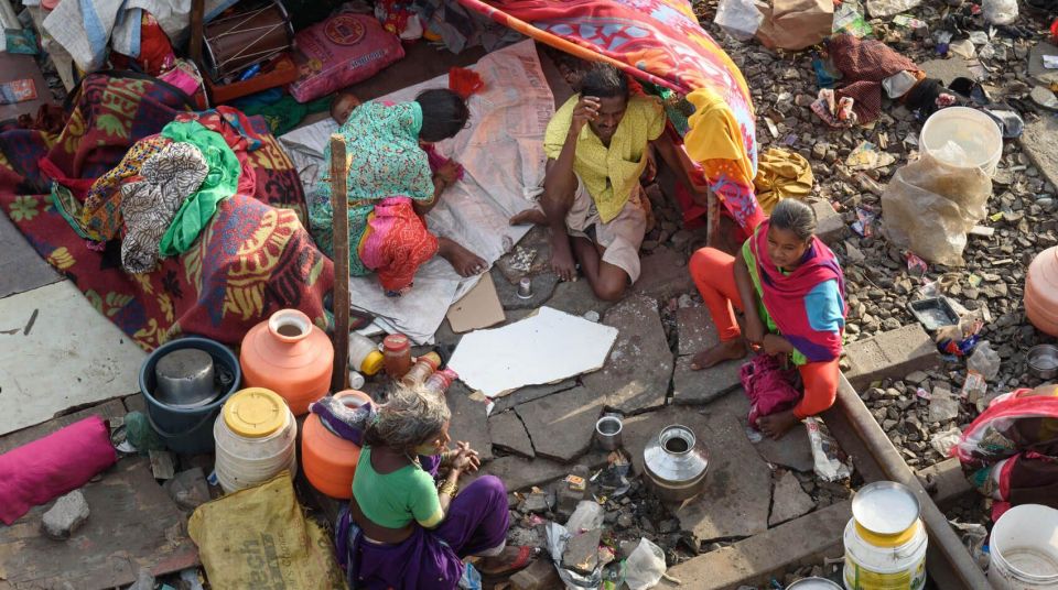 Delhi: Old Delhi Slum Tour by Metro or Car - Key things I’d circle on your planning list