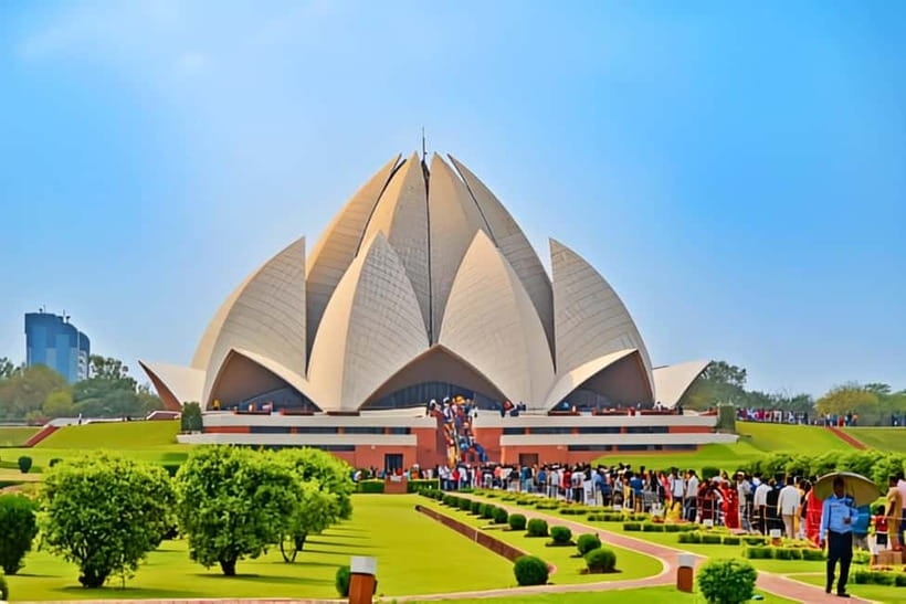 Delhi: Old & New Delhi Private Guided Full or Half-Day Tour - Price and value: why $9 can still make sense