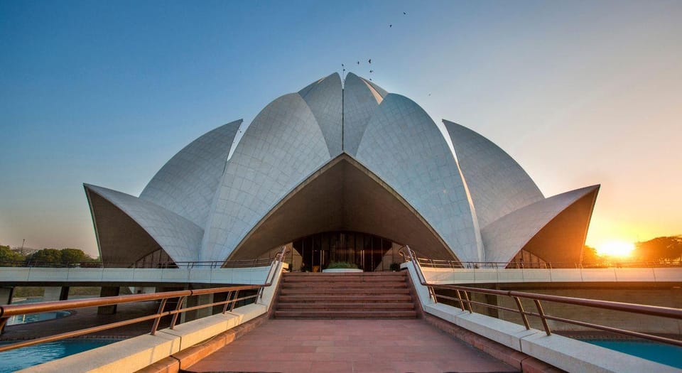 Delhi: Private 3-Day Golden Triangle Tour with Hotel - Taj Mahal logistics and closures you should not ignore