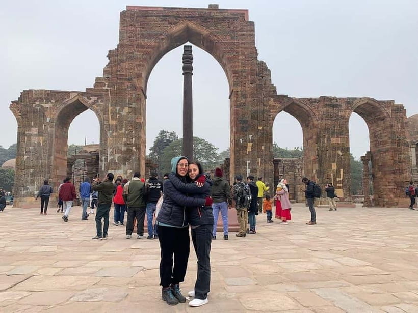 Delhi: Private Half-Day or Full-Day Old and New Delhi Tour - Rashtrapati Bhavan and Qutb Minar: scale, power, and a city on layers