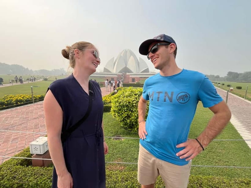 Delhi: Private Old & New Delhi Guided Half- or Full-Day Tour - Hotel pickup and timing: how this tour cuts through Delhi chaos