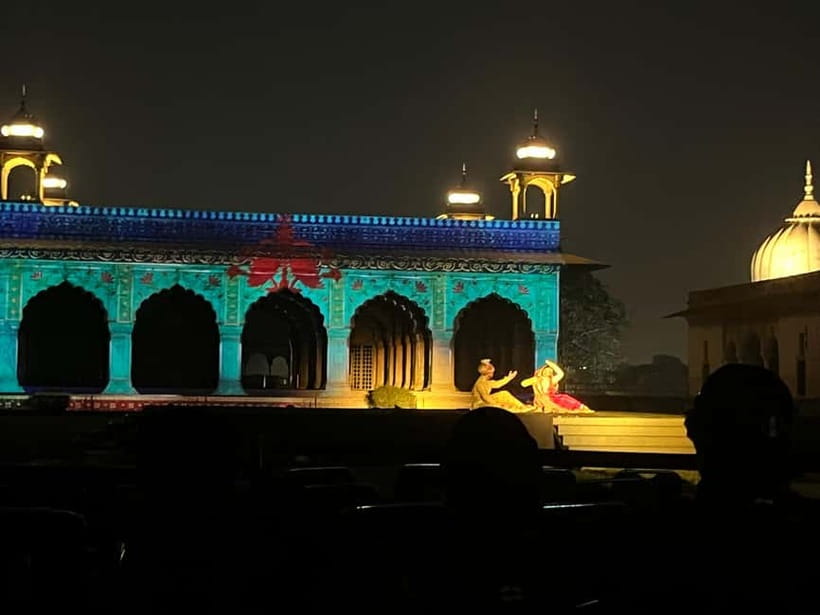 Delhi: Red Fort 2 Hour Light & Sound Show with Private Guide - Timing and Duration: Plan Your Evening for Comfort