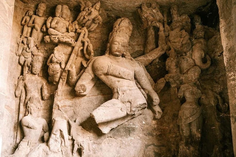 Elephanta caves tour in Mumbai - Group & Private Options - Elephanta Island walk: peaceful, but expect real walking