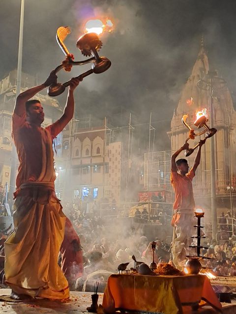 Evening Boat Ride - From Palace on Ganges to Assi-ghat: finding the start fast