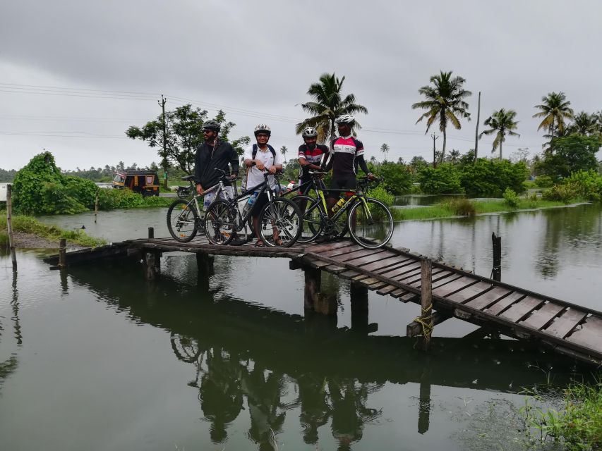 Fort Kochi Heritage Day Cycling Tour - Bikes, guides, and comfort: what to expect from the equipment