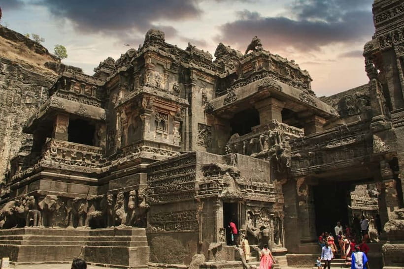 From Aurangabad: Ajanta & Ellora Day Tour with All Inclusion - Lunch Near Ajanta: The 45-Minute Reset You’ll Appreciate