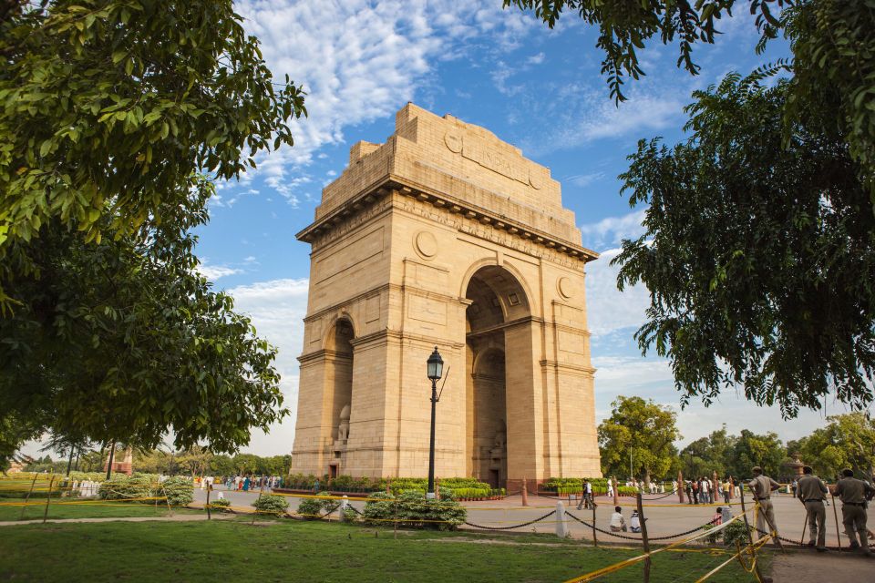 From Delhi: 5-Day Tiger Safari & Golden Triangle Tour - Ranthambore safari day: two drives in tiger country