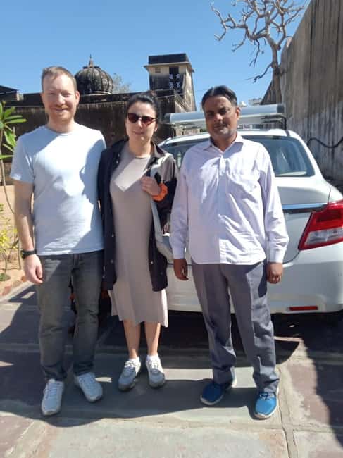 From Delhi: 6-Day Golden Triangle Tour with Ranthambore - Jaipur Full Day: Amber Fort in the morning, then Hawa Mahal, City Palace, and markets