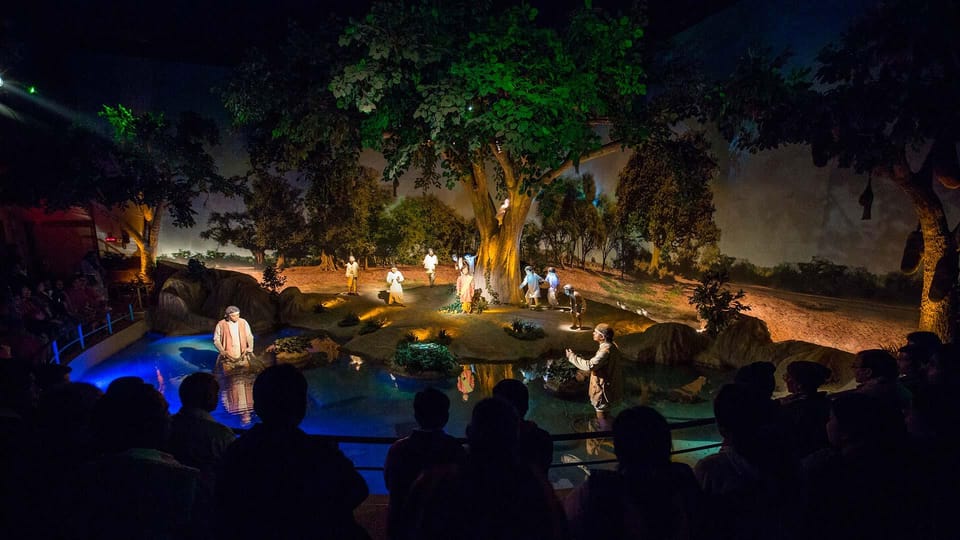 From Delhi: Akshardham Exhibition and Sahaj Anand Water Show - Who should book this Akshardham + water show combo (and who might not)