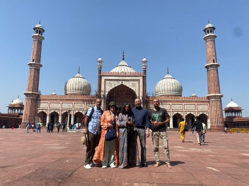 From Delhi: Old & New Delhi Layover Half or Full-Day Tour - New Delhi icons: India Gate, Parliament, Rashtrapati Bhavan