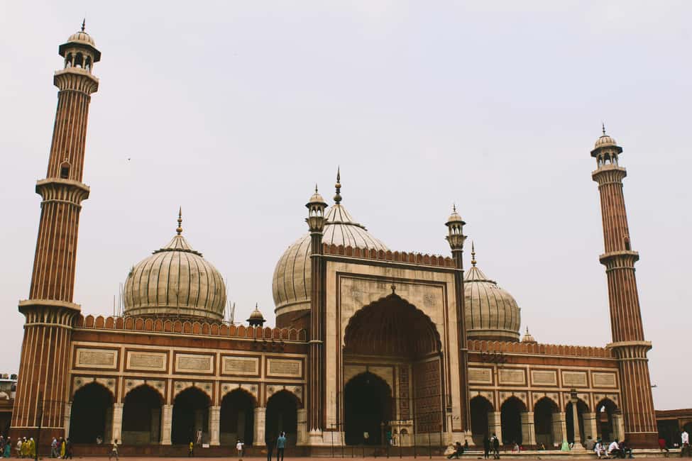 From Delhi: Private 3-Day Golden Triangle Luxury Tour - Timing rules you should know: Friday Taj and Monday Lotus Temple