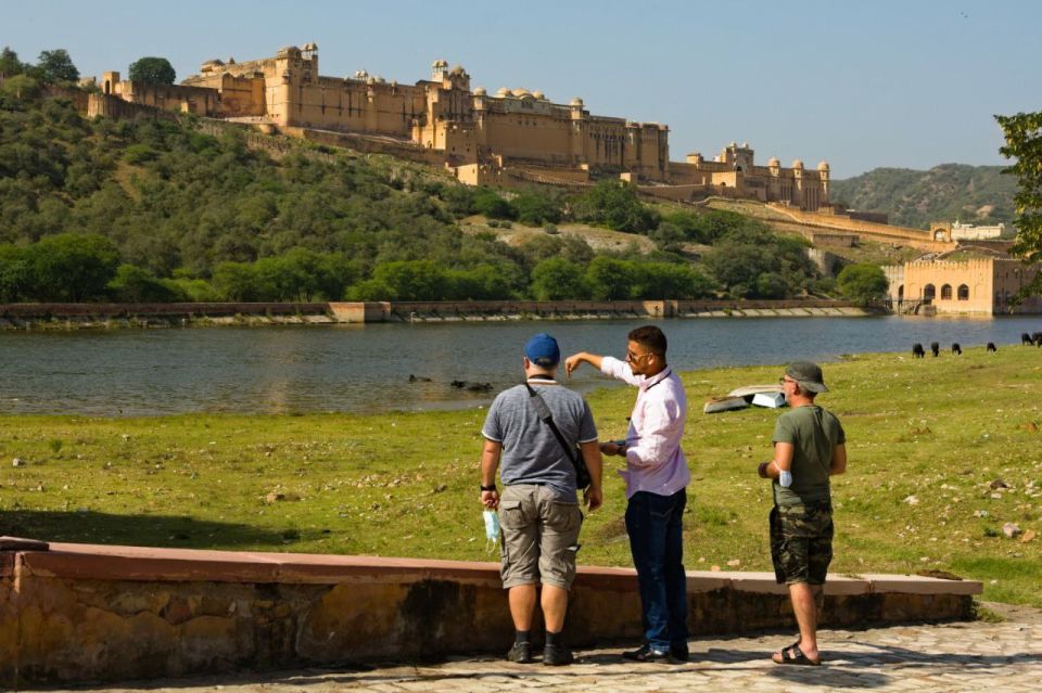 From Delhi: Private 4-Day Golden Triangle Tour with Pickup - Agra Day 1 and 2: Taj Mahal sunrise and how to avoid the worst crowds