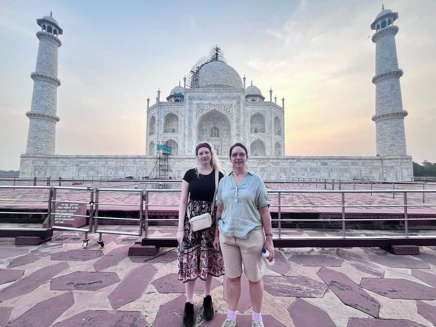 From Delhi: Private Taj Mahal, Agra Fort & Baby Taj Day Tour - Key things to know before you go