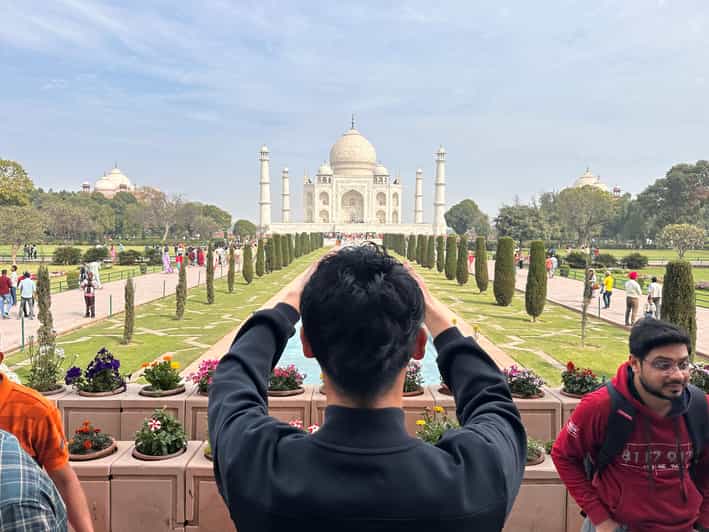 From Delhi: Private Taj mahal and Agra Fort with Car Tour - A smooth 10-hour plan from Delhi to three Agra sites