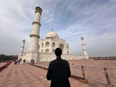 From Delhi: Private Taj mahal and Agra Fort with Car Tour - Entering the Taj Mahal with skip-the-line entry
