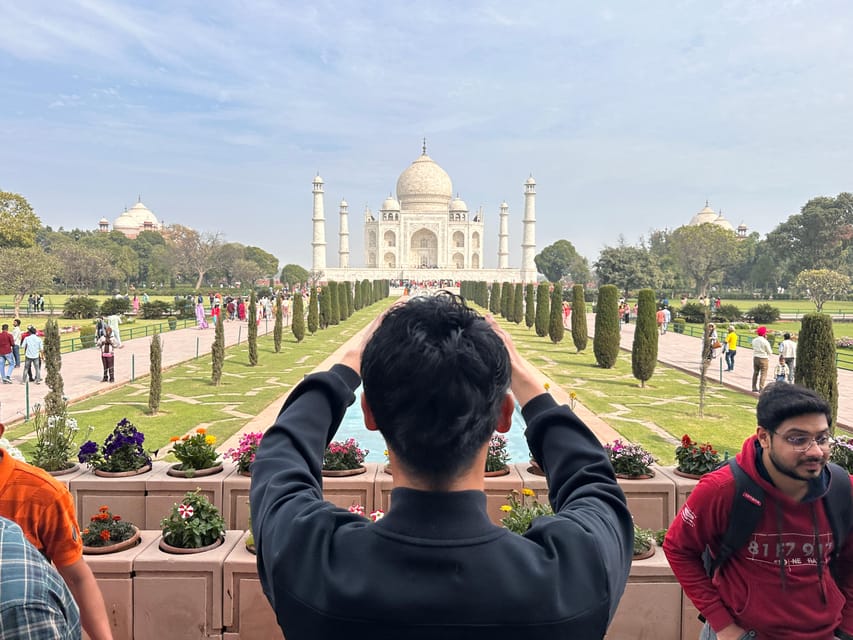From Delhi: Private Taj mahal and Agra Fort with Car Tour - Lunch and a shopping pause in Agra