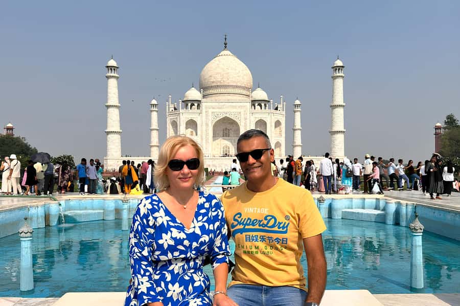 From Delhi: Private Taj Mahal Day Tour with Fast-Track Entry - The 3 AM Pickup and the Comfortable Drive to Agra