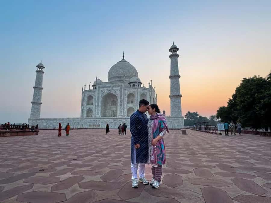 From Delhi: Same Day Taj Mahal Tour with lunch in 5 star - Key highlights at a glance