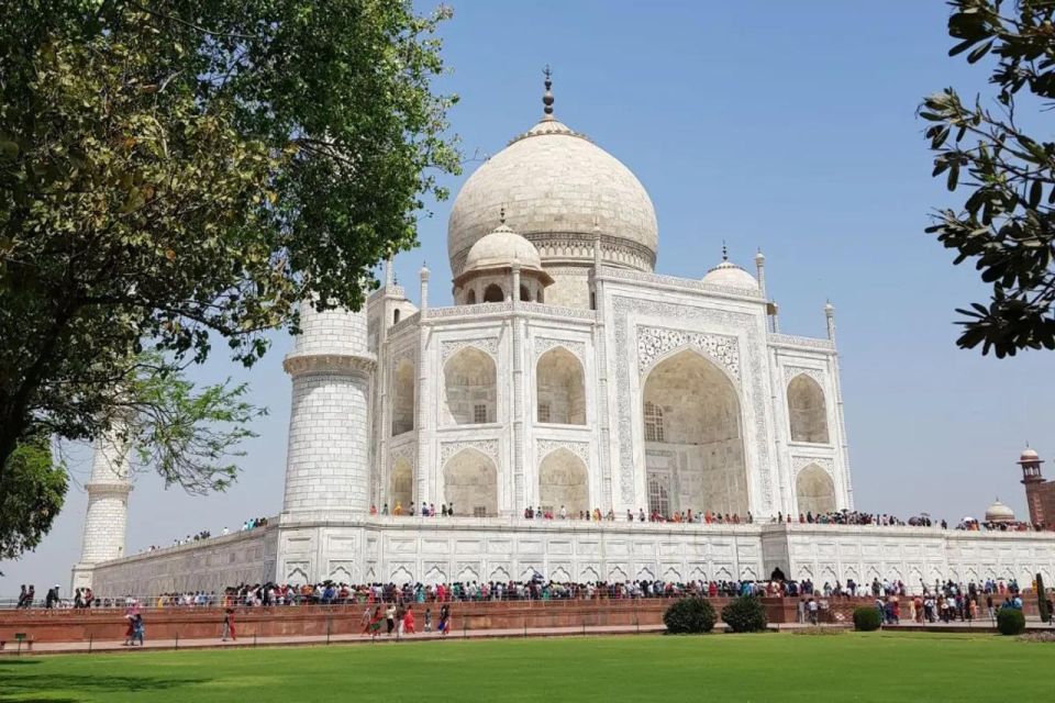 From Delhi: Taj Mahal, Agra & Mathura Tour by Car - Practical tips to make the day feel smooth