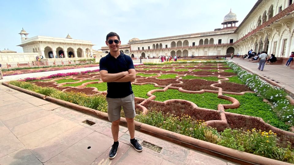 From Delhi: Taj Mahal and Agra Day Tour by Super-fast Train - Key things that make this day trip work