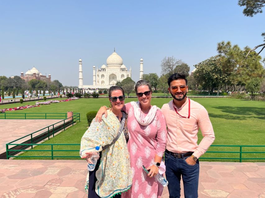 From Delhi: Taj Mahal and Agra Day Tour by Super-fast Train - Baby Taj (Itimad-Ud-Daulah): the smaller stop with big marble meaning