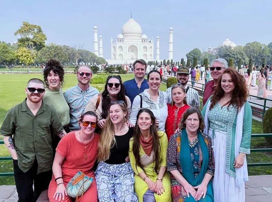 From Delhi: Taj Mahal Sunrise, Agra Fort & Baby Taj Day Tour - Agra Fort: why it’s more than a second stop