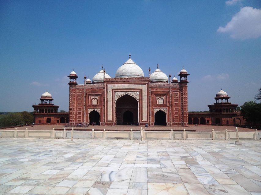 From Delhi: Taj Mahal Tour with Professional Photographer - FAQ