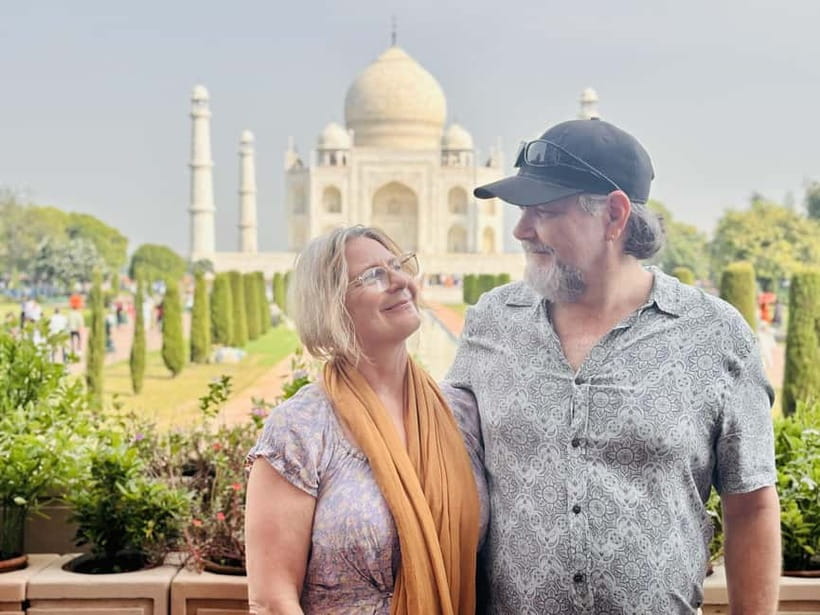 From Delhi:Overnight Taj Mahal Tour by Car with 5-Star Hotel - A smart way to see the Taj Mahal: sunrise plus an Agra overnight