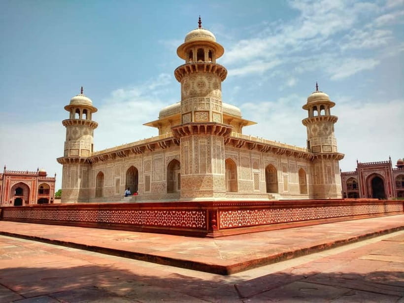 From Delhi:Overnight Taj Mahal Tour by Car with 5-Star Hotel - The guide and the timing that make the day feel easy