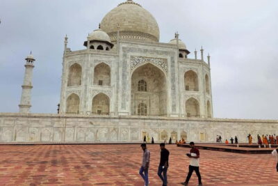 From Jaipur: Taj Mahal, Agra Fort, Baby Taj Day Trip by Car - Private air-conditioned car: Jaipur to Agra without the chaos