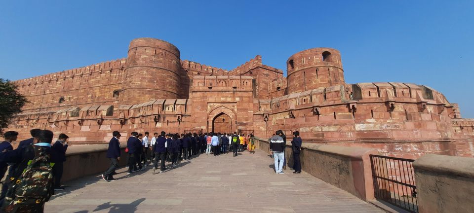 From Jaipur : Taj Mahal & Agra fort Tour and Drop Delhi - The Group Style, Guide Languages, and Comfort Notes