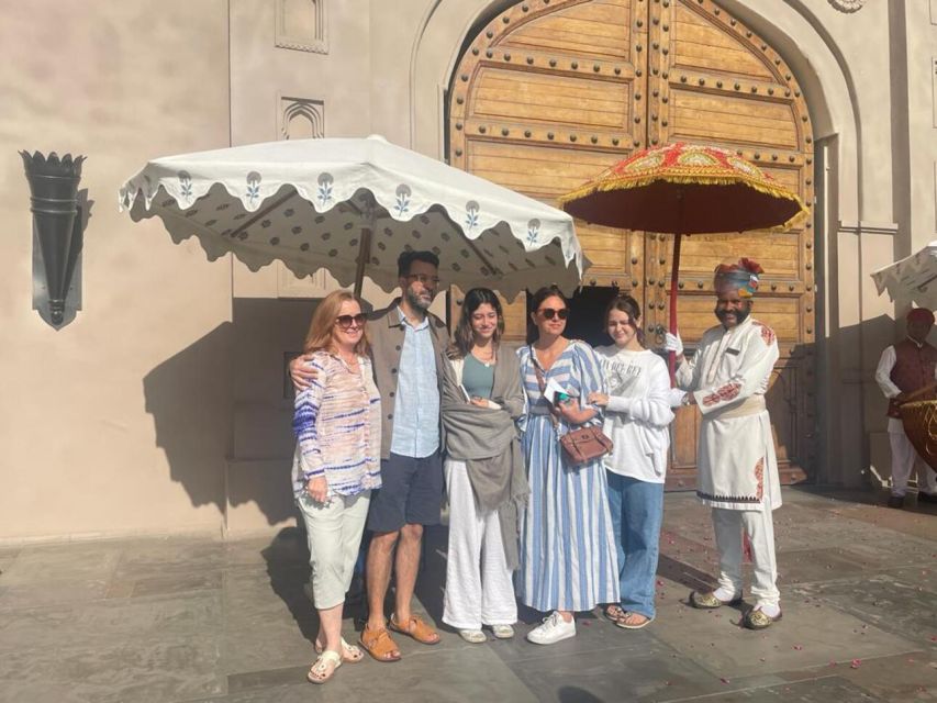 From New Delhi: Jaipur Private Day Trip with Guide - Hawa Mahal: how the Palace of Winds reads up close